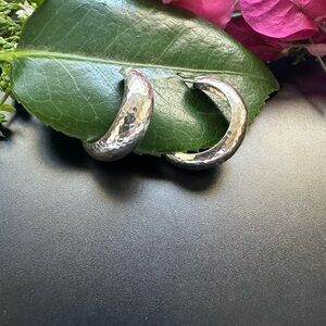 Silpada Hammered Sterling Silver 925 Hoop Earrings